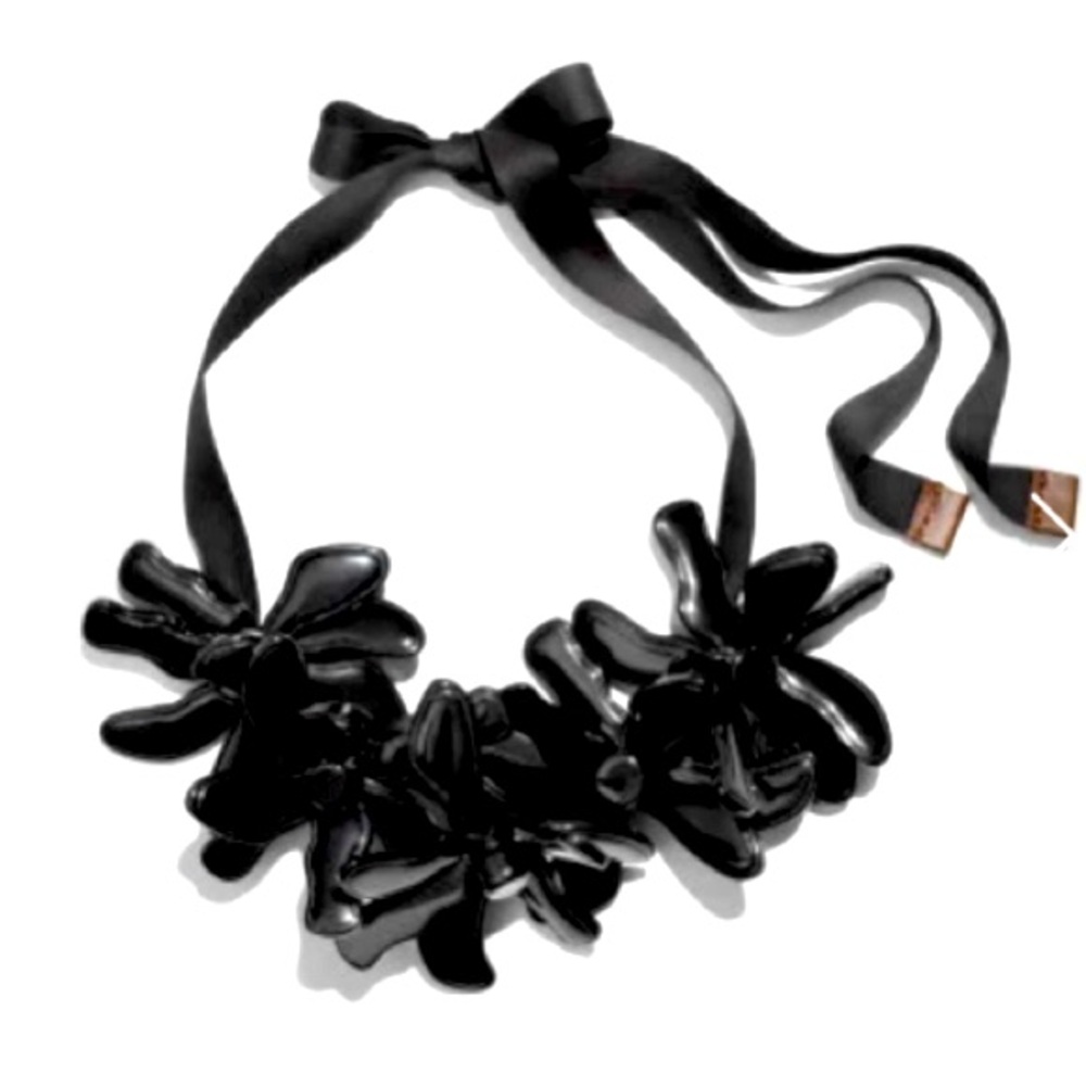 MARNI for H&M Resin Petal Flower Necklace